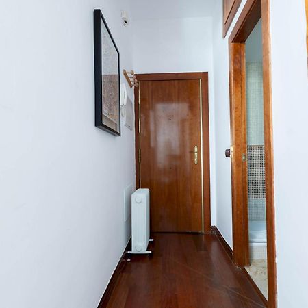 One Bedroom Apartment In Chueca Madrid Bagian luar foto